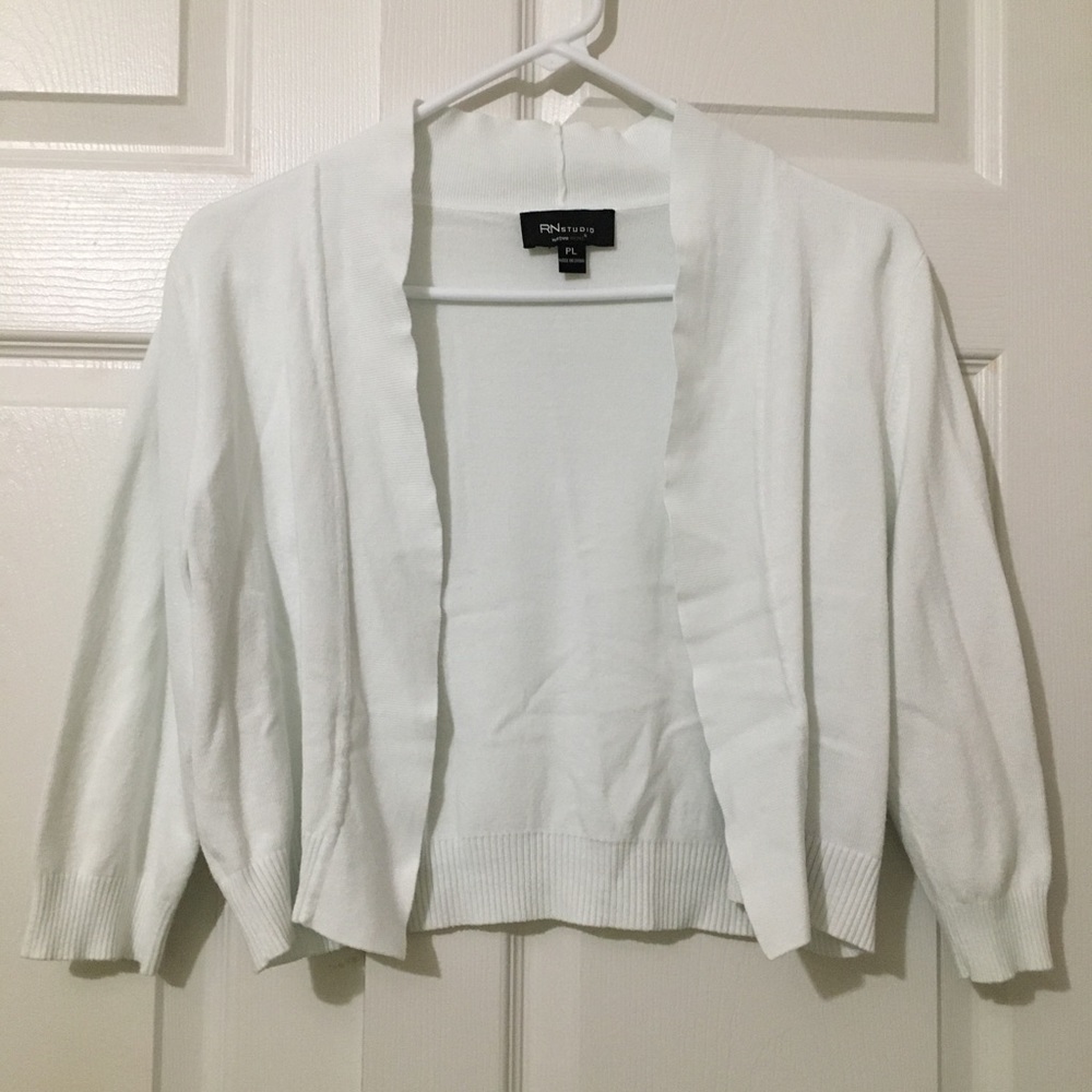 RN Studio by Ronnie Nicole Shrug White Petite Large